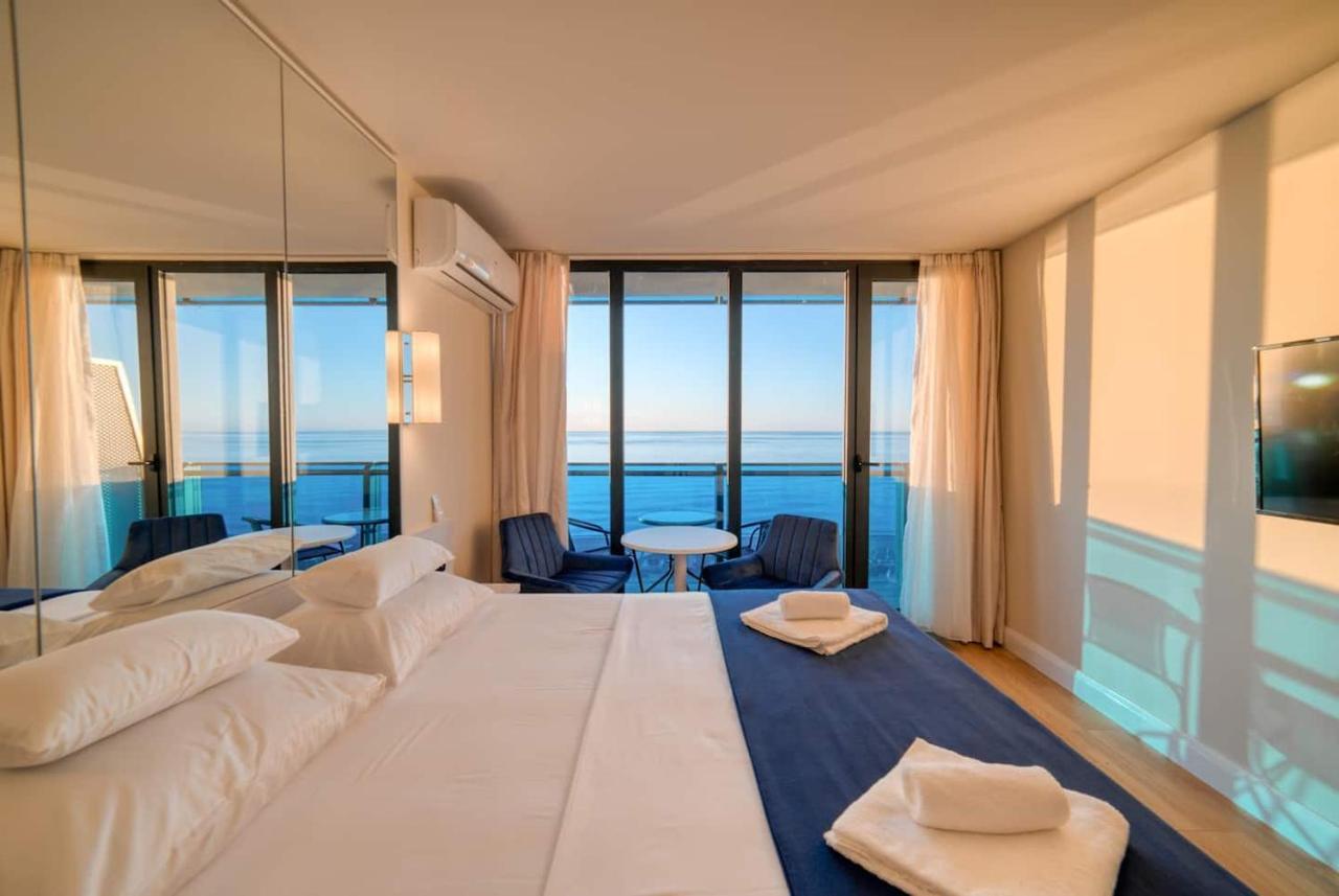 Luxury Sea View Orbi City Batumi Exterior foto