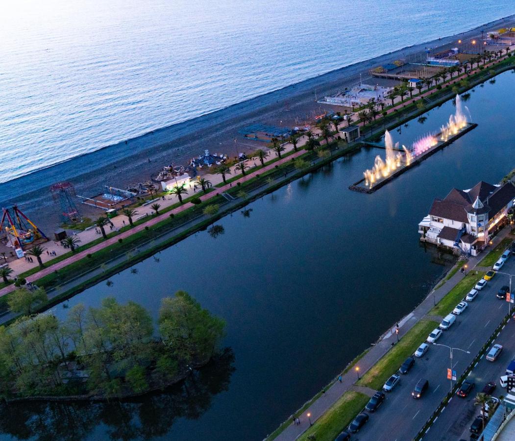 Luxury Sea View Orbi City Batumi Exterior foto